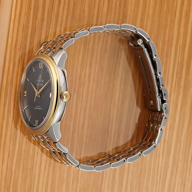 Omega De Ville Prestige 424.20.37.20.03.001 Image 3